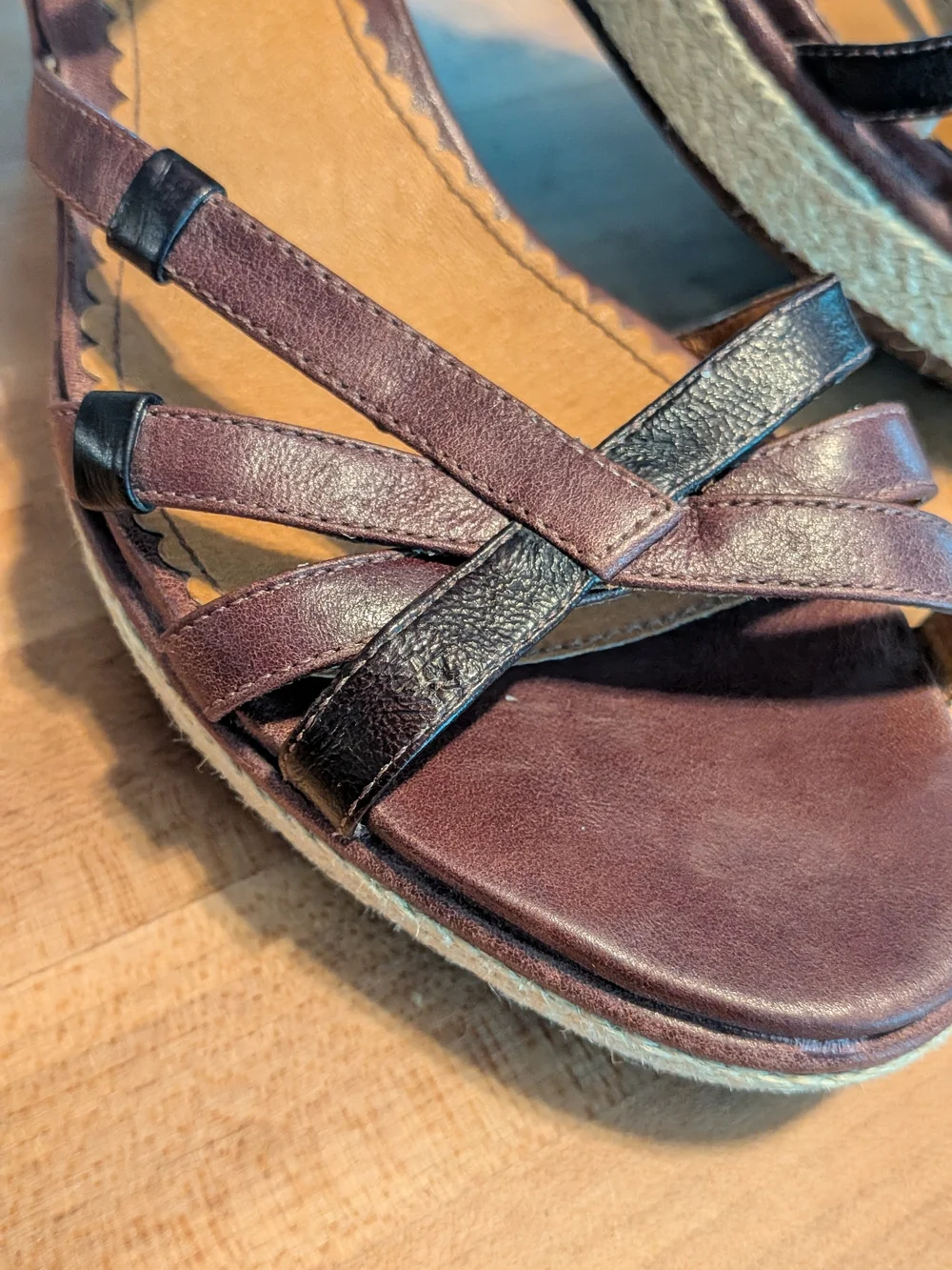 Clarks Artisan Collection Women’s Leather Espadrille Wedge Sandals Brown Black 9